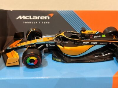 Miniatura McLaren Formula 1 Team - Tam. 1/43 - Image 2