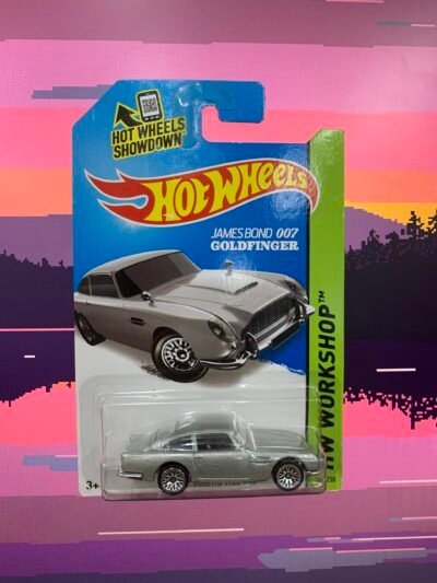 HotWheels Aston Martin 1963 DB5 - Item de Colecionador